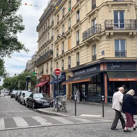Charming Latin Quarter Courtyard Duplex For Four Paris