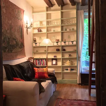 Charming Latin Quarter Duplex - Oi Collection 아파트 *