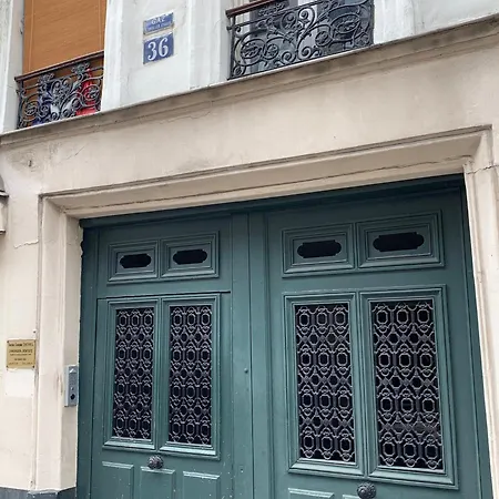 Charming Latin Quarter Duplex - Oi Collection *